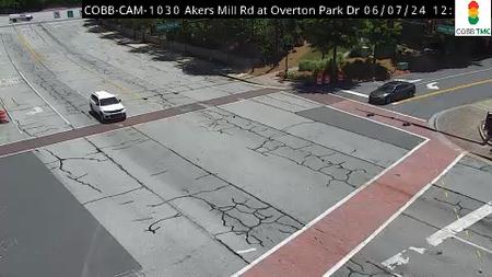 Traffic Cam Vinings: 111740--2 Player