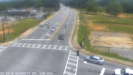 Traffic Cam Lawrenceville: 112071--2 Player