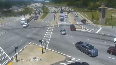 Traffic Cam Snellville: 112046--2 Player