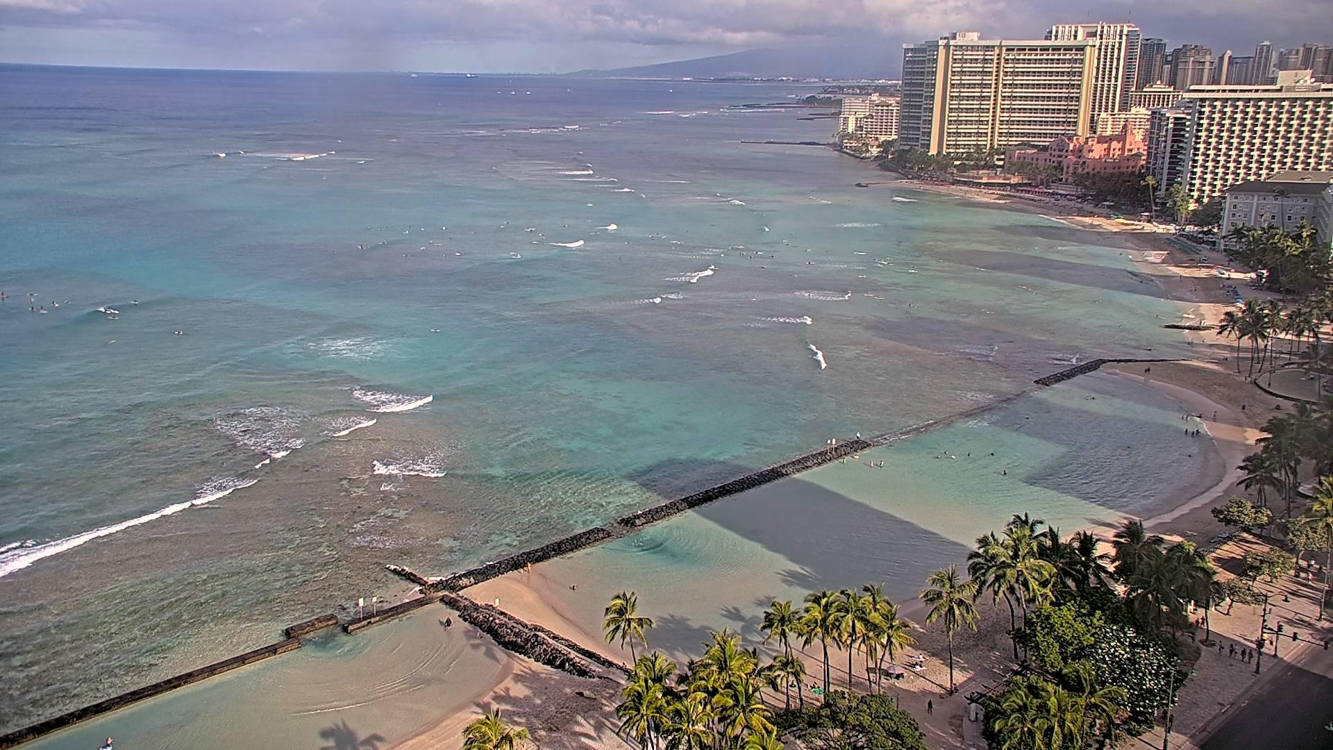 Honolulu: Waikiki HD webcam Traffic Camera