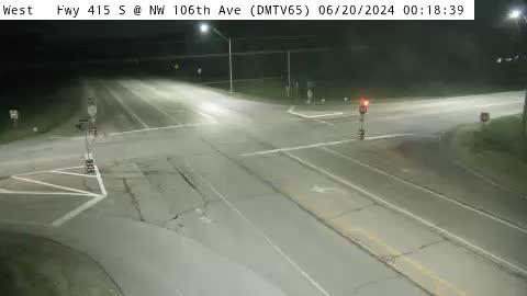 Traffic Cam Andrews: DM - IA-415 @ NW 106th Ave (65) Player