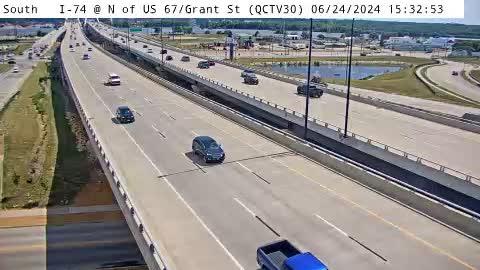 Riverdale: QC - I-74 @ N of US 67/Grant (30) Traffic Camera