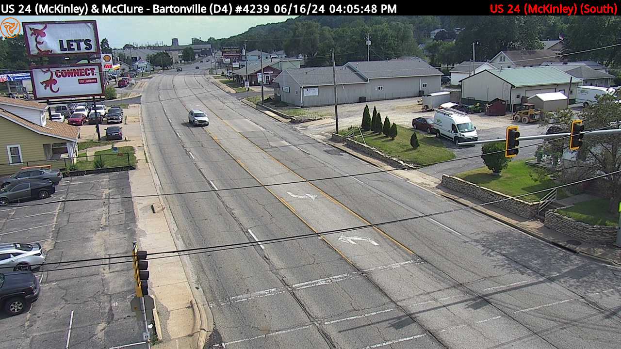Traffic Cam US 24 (McKinley Ave.) at McClure Ave. (#4239) - S Player