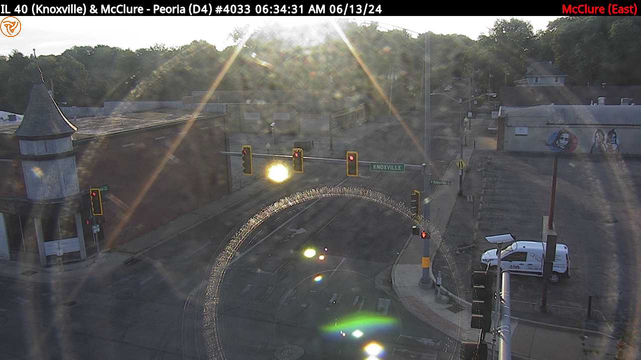 Traffic Cam IL 40 (Knoxville Ave.) at McClure Ave. (#4033) - E Player