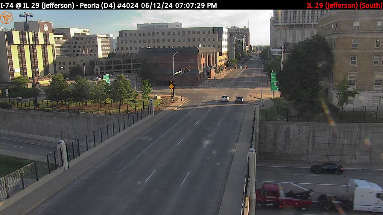 Traffic Cam I-74 at IL 29 (Jefferson St.) (#4024) - S Player