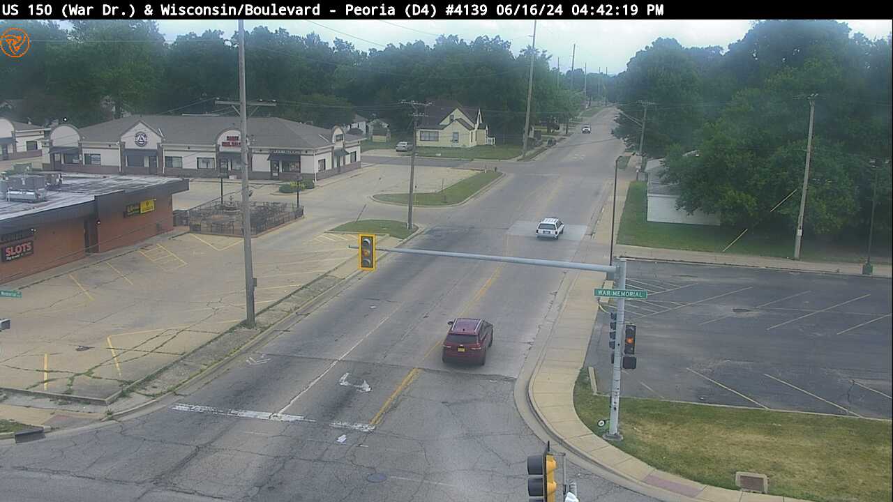Traffic Cam US 150 (War Dr.) at Wisconsin/Boulevard (#4139) - S Player