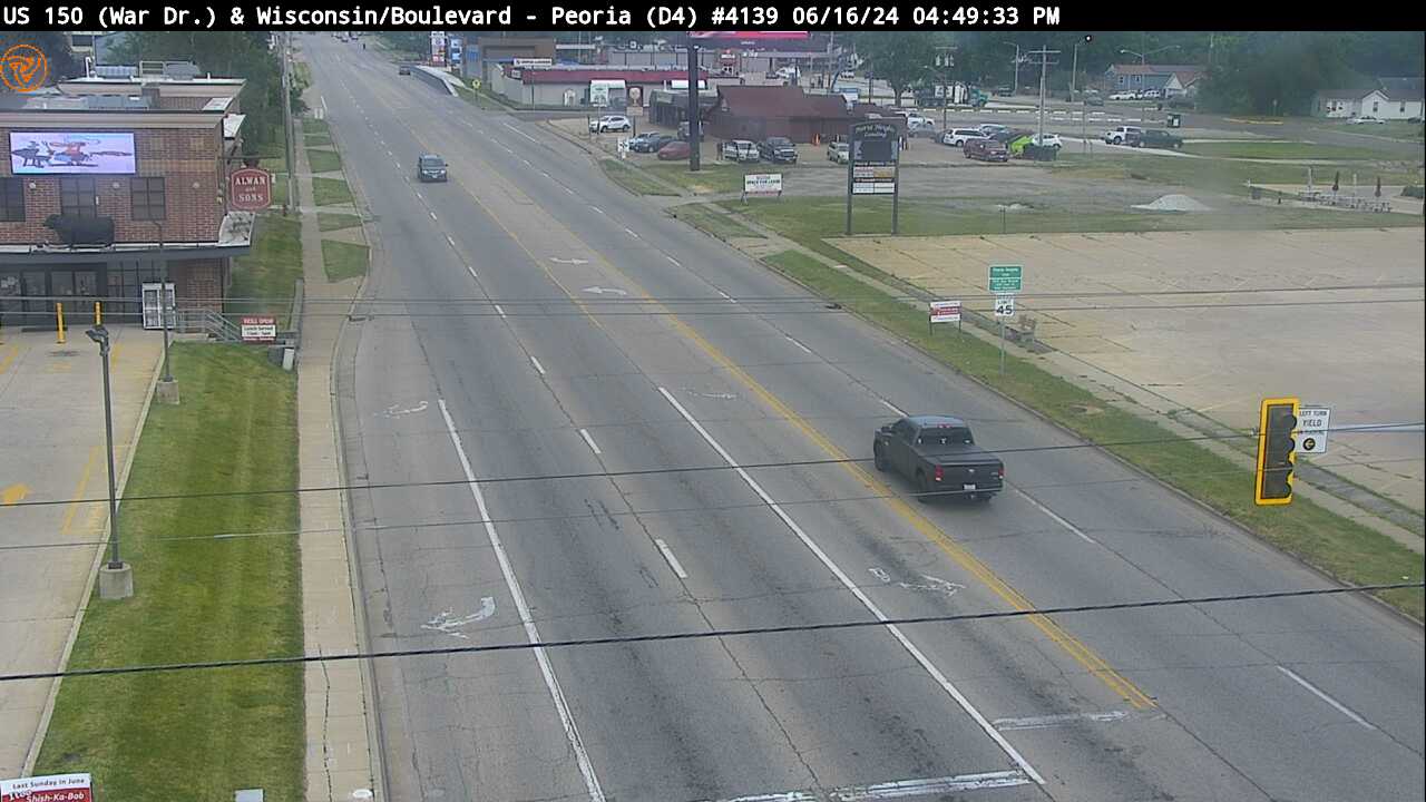 Traffic Cam US 150 (War Dr.) at Wisconsin/Boulevard (#4139) - E Player