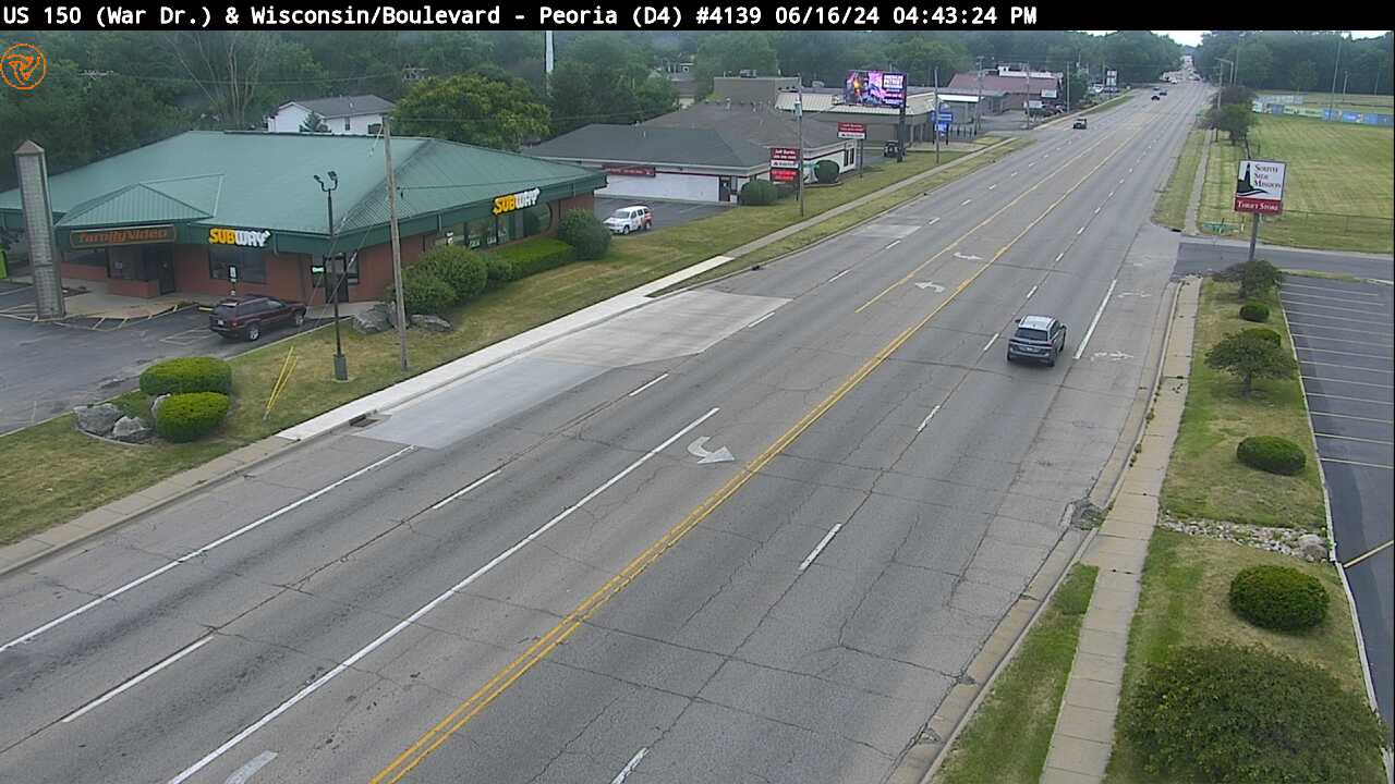 Traffic Cam US 150 (War Dr.) at Wisconsin/Boulevard (#4139) - W Player
