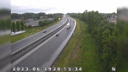 Traffic Cam Sumerlin Trails Subdivision: I-69: 1-069-207-2-1 S OF 126TH ST Player