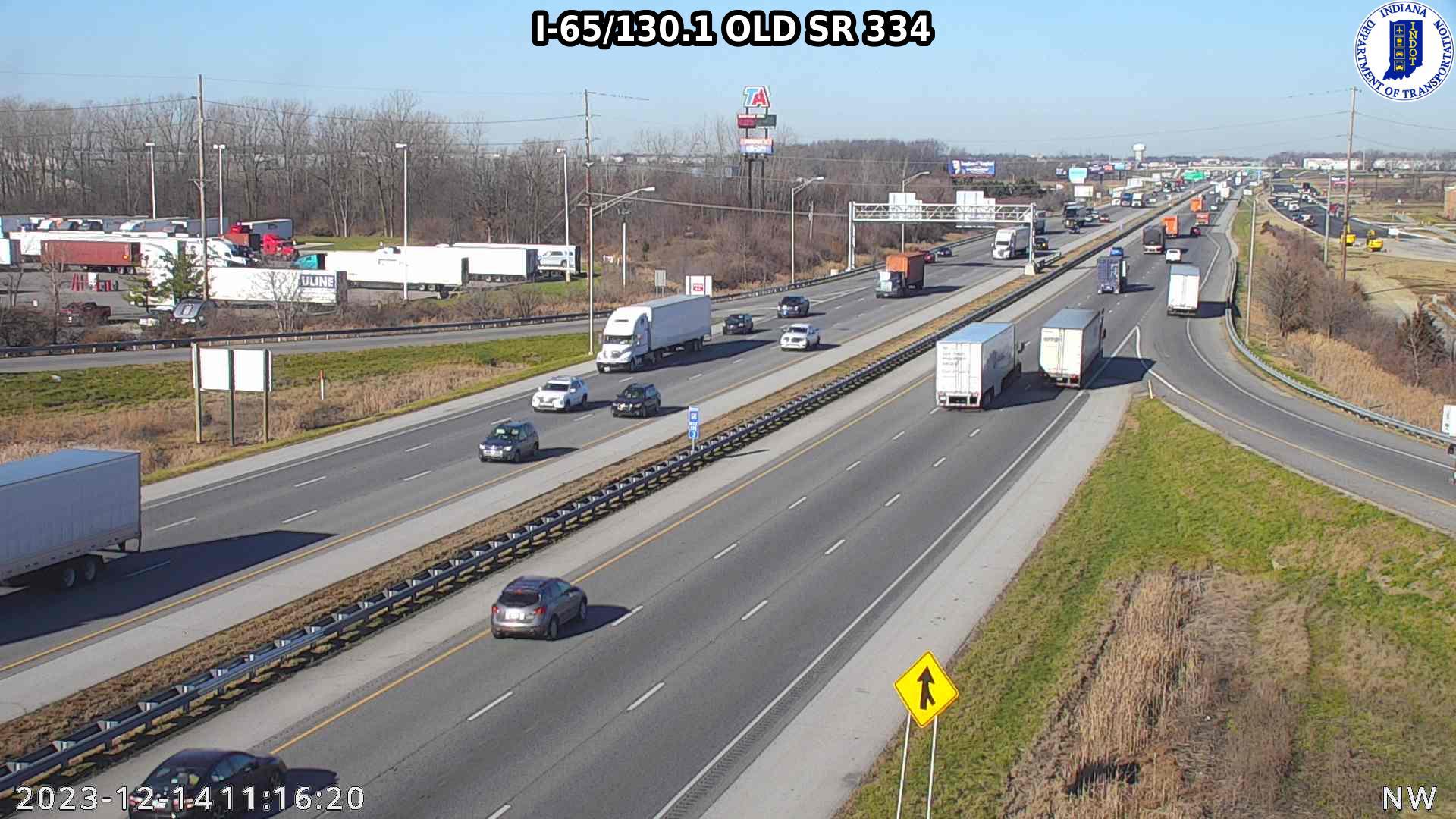 Traffic Cam Royalton: I-65: I-65/130.1 OLD SR 334 Player