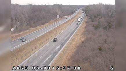 Traffic Cam Royalton: I-65: 1-065-127-8-2 HENDRICKS CO Player