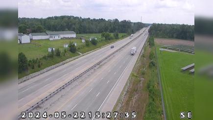 Traffic Cam Rosstown: I-65: 1-065-061-8-2 S OF SR Player