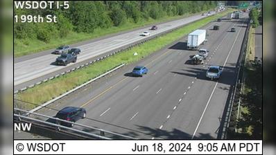 Traffic Cam Baker: I-5 at MP 10.8: 199th St Player