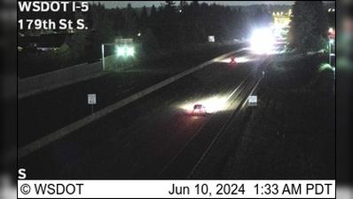 Traffic Cam Baker: I-5 at MP 9.1: S of 179th St Player