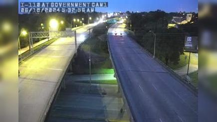 Traffic Cam Beauregard Town: I-110 at Government St Player