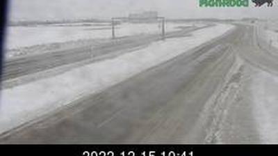 Traffic Cam Minnedosa: Provincial Trunk Highway 10 Player