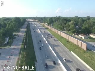 @ N of 8 Mile Rd - South Traffic Camera