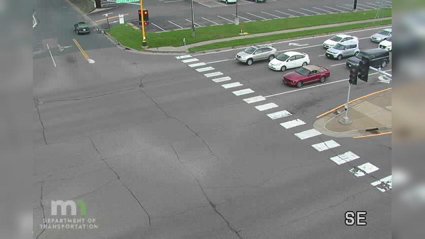 Traffic Cam Fridley: MN 65: T.H.65 SB @ 52nd Ave Player