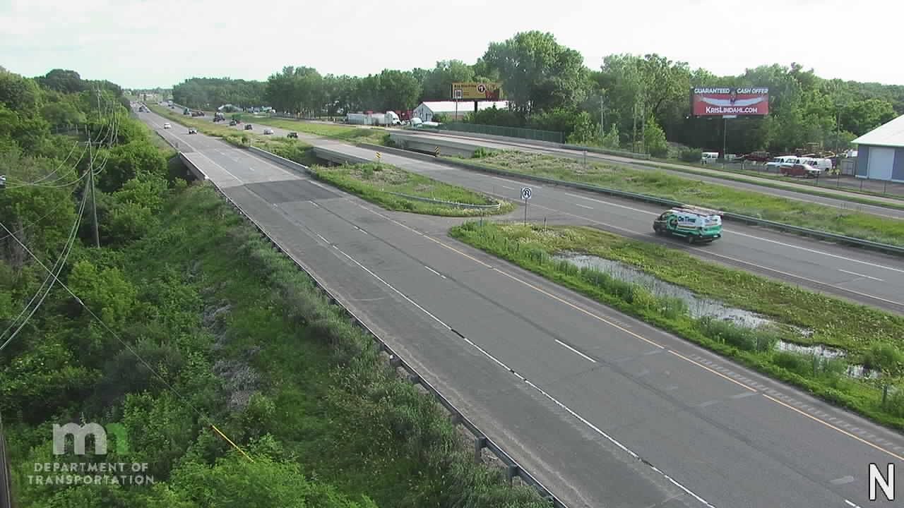 Traffic Cam Inver Grove Heights: US 52: T.H.52 SB @ Briggs Dr (MP 119.5) Player