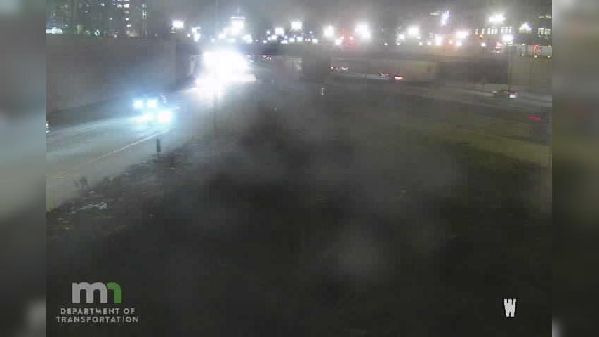 Traffic Cam St. Paul: I-94: I-94 EB @ Jackson St Player