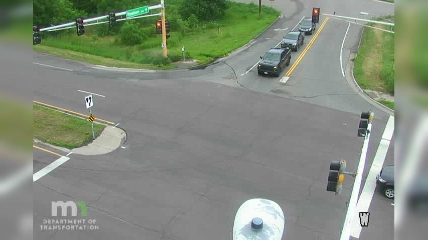 Traffic Cam Maplewood: US 61: T.H.61 NB @ Roselawn Ave Player