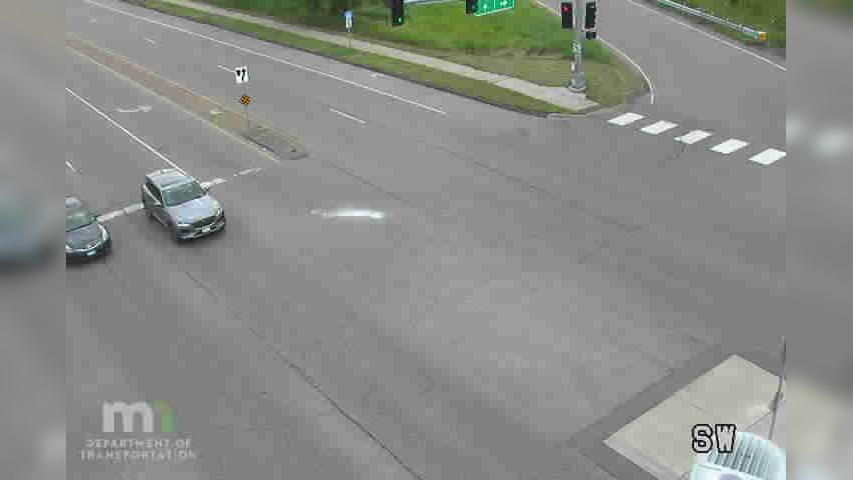 Traffic Cam Maplewood: MN 36: T.H.36 WB @ White Bear Ave NB Player