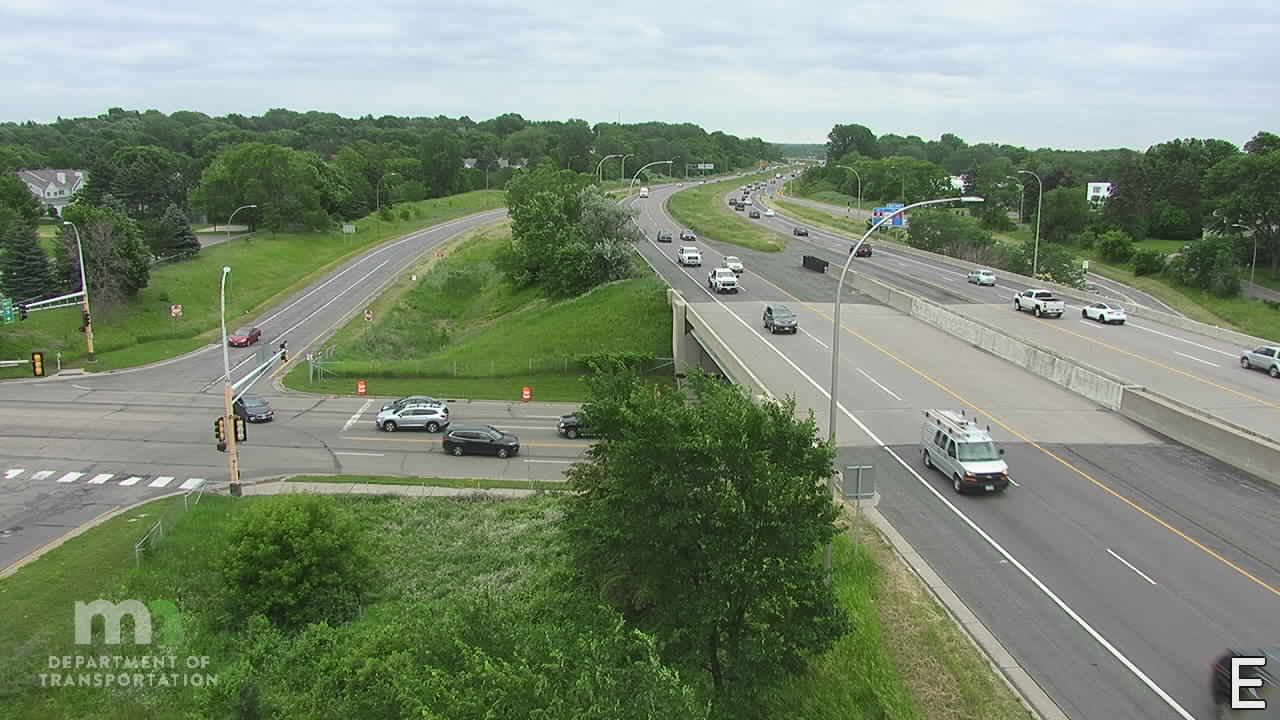 Traffic Cam MN-36 WB at Dale St Player