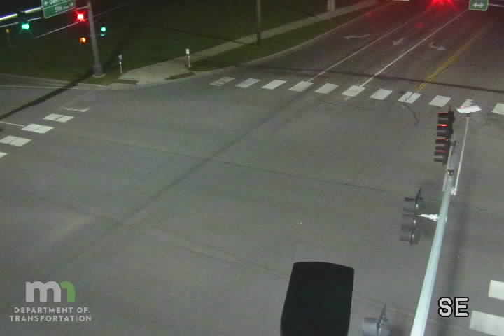 Traffic Cam MN-7 WB at 5th Ave Player