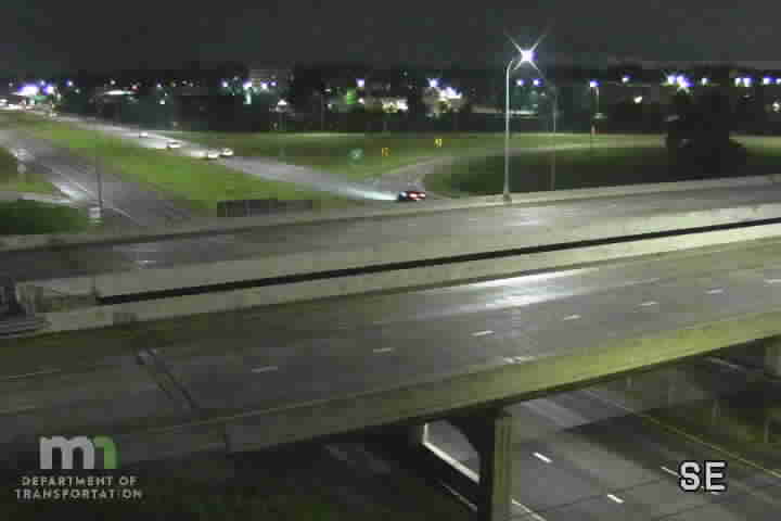 Traffic Cam MN-36 WB at Snelling Ave Player