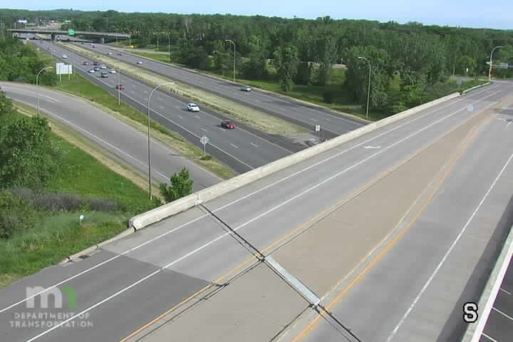 Traffic Cam US-10 WB at Airport Rd Player