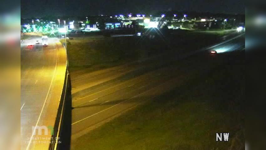 Burnsville: I-35W: I-35W NB @ Co Rd Traffic Camera