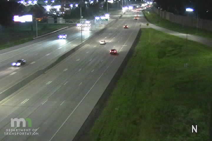 Traffic Cam I-35W NB at MN-88 Player