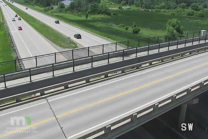 Traffic Cam I-35W NB at Co Rd 14 Player
