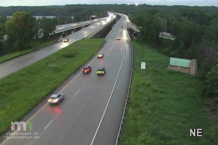 Traffic Cam US-169 NB at MN-101 Player