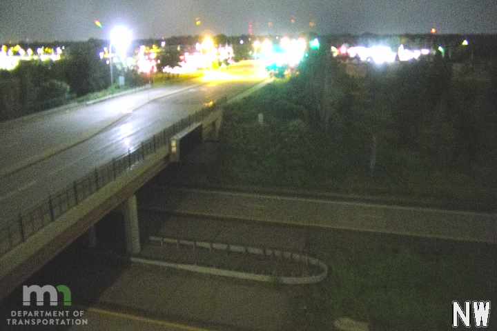 Traffic Cam MN-610 WB at Noble Pkwy Player