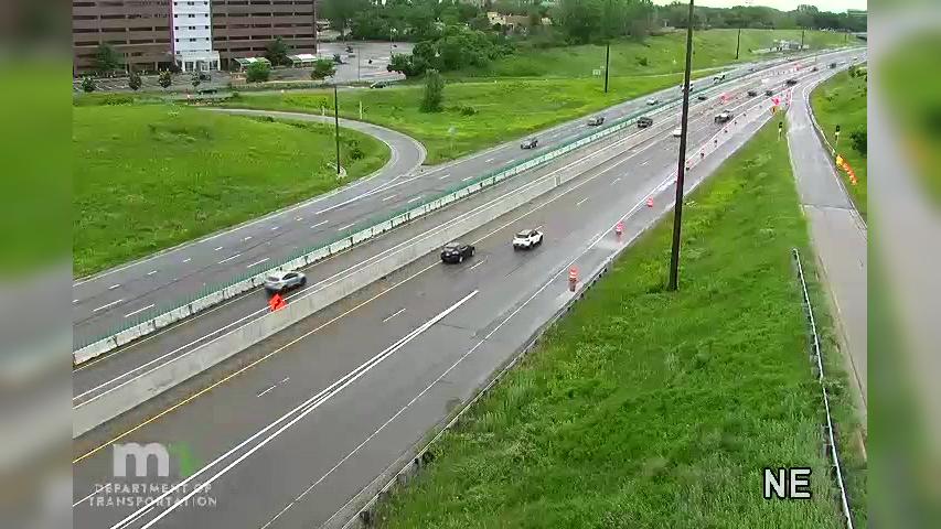Traffic Cam Bloomington: I-494 EB @ France Ave Player