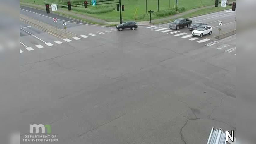 Traffic Cam Waconia: MN 5: T.H.5 EB @ C.S.A.H.10 (SIG 1736356) Player