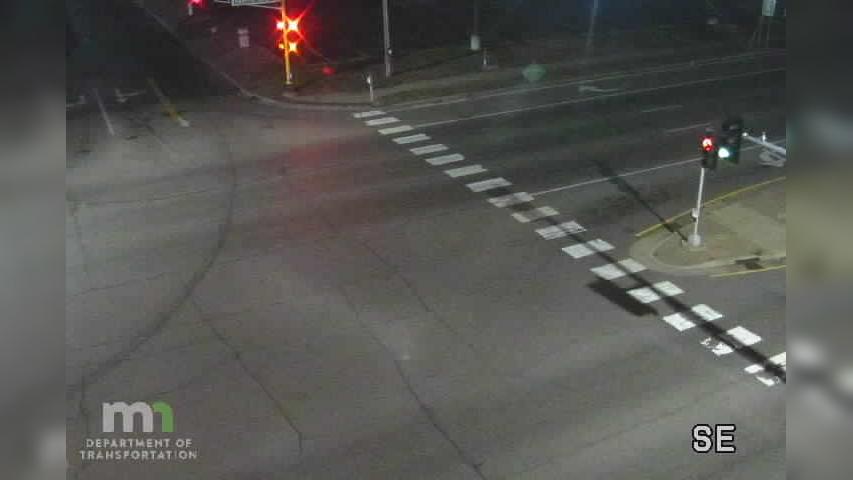 Traffic Cam Fridley: T.H.65 SB @ 52nd Ave Player