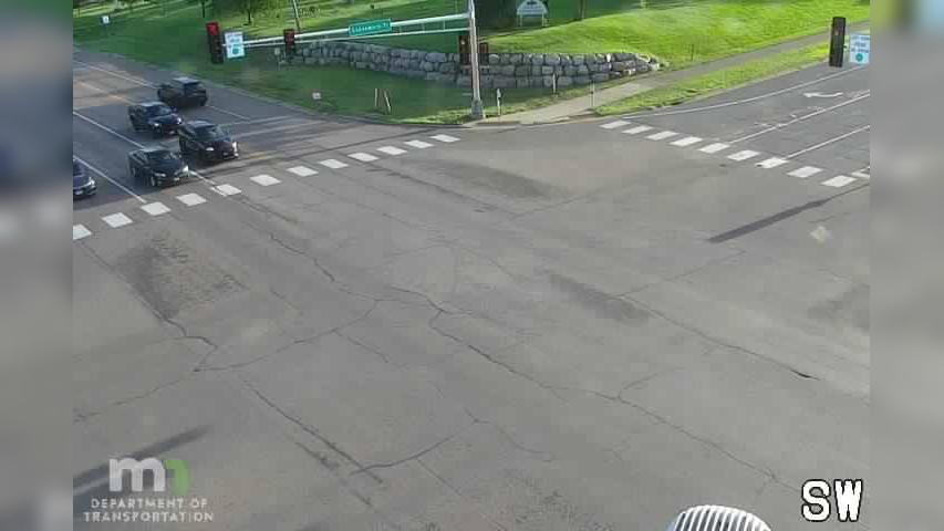 Rosemount: MN 3: T.H.3 @ Connemara Tr (SIG 1736479) Traffic Camera