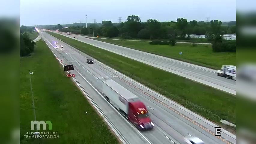 Traffic Cam Afton: I-94 WB @ Manning Ave Player