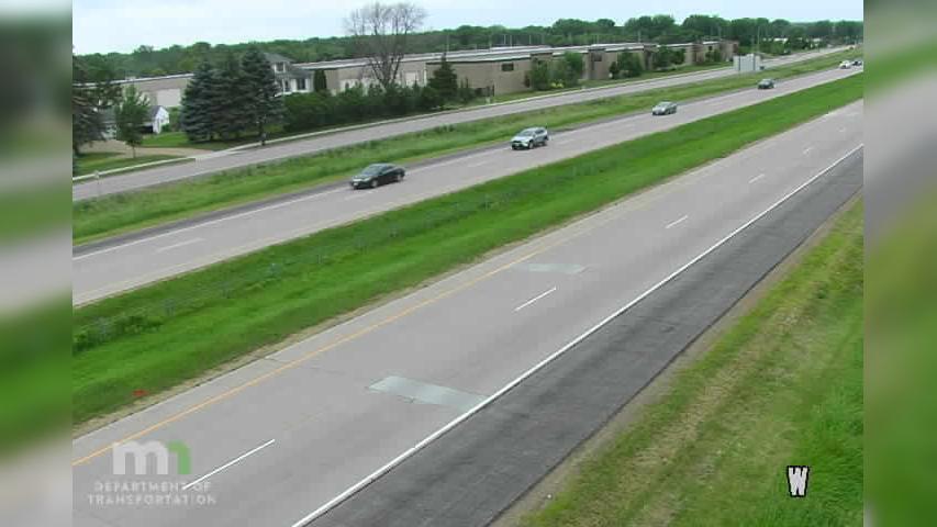 Traffic Cam Cottage Grove: T.H.61 NB S of 80th St Player