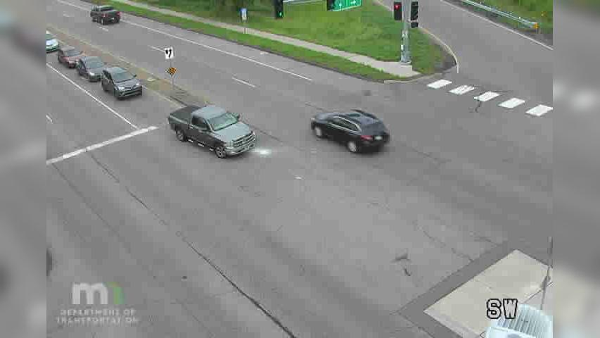 Traffic Cam Maplewood: T.H.36 WB @ White Bear Ave NB Player