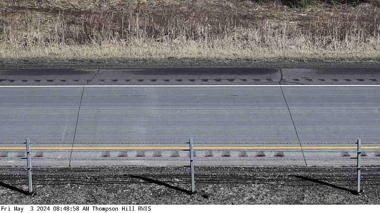 Traffic Cam Eldes Corner: I-35: I-35 (Thompson Hill - MP 247): I-35 (Thompson Hill - MP 247) View Player