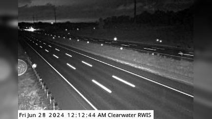 Traffic Cam Clearwater Estates: I-94: I-94 (Clearwater - MP 181.4) Player