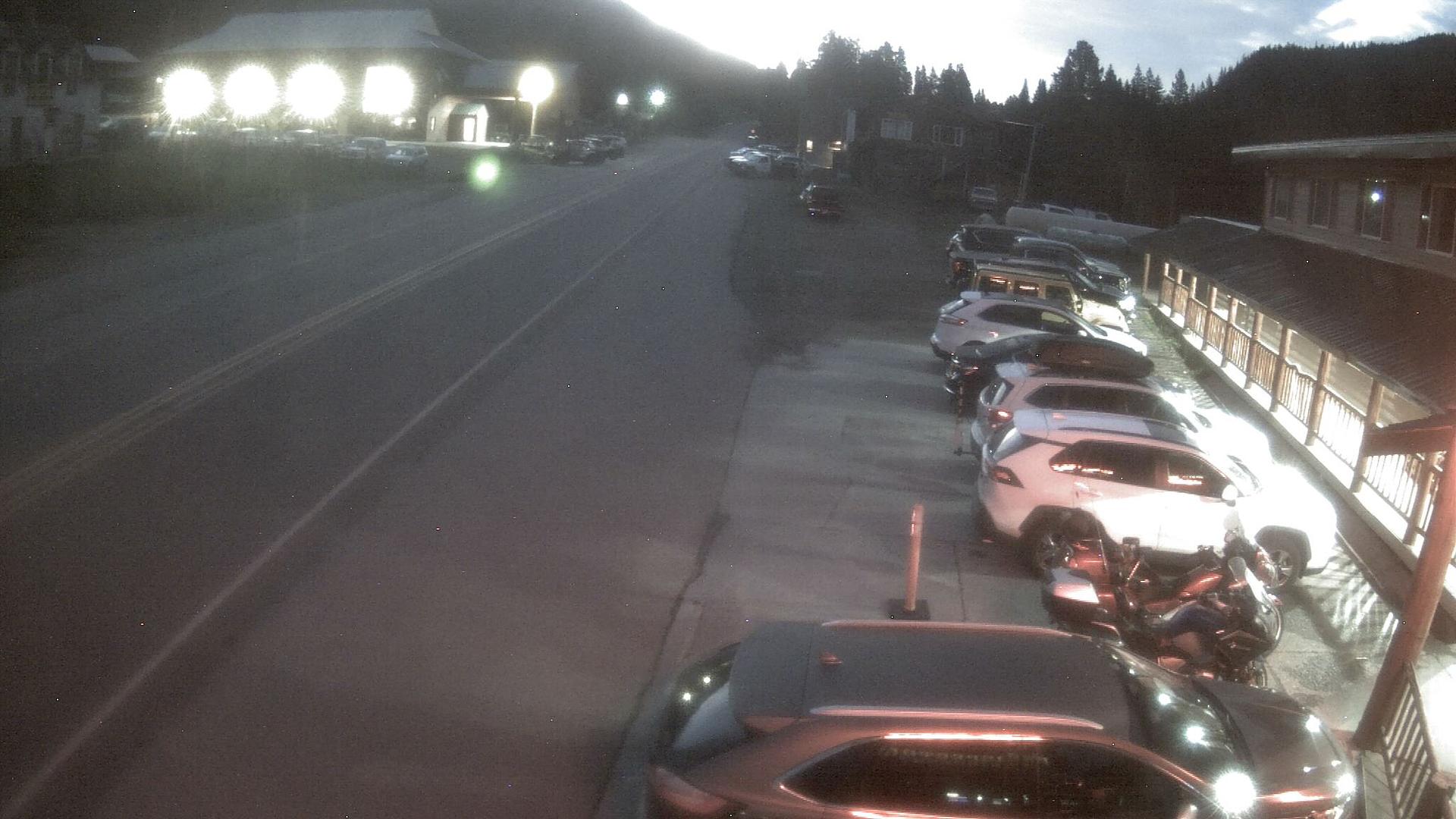Traffic Cam Cooke City › East: Cooke City-Silver Gate Player