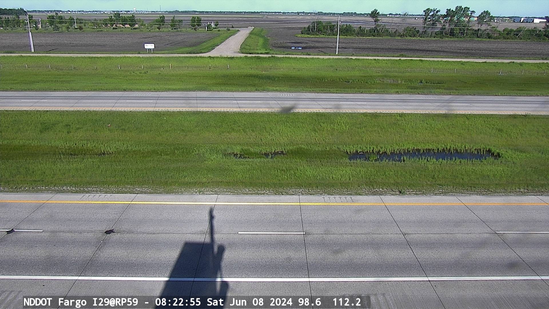 Traffic Cam I-29 N (MP: 59.275) Fargo North Bound - West Player