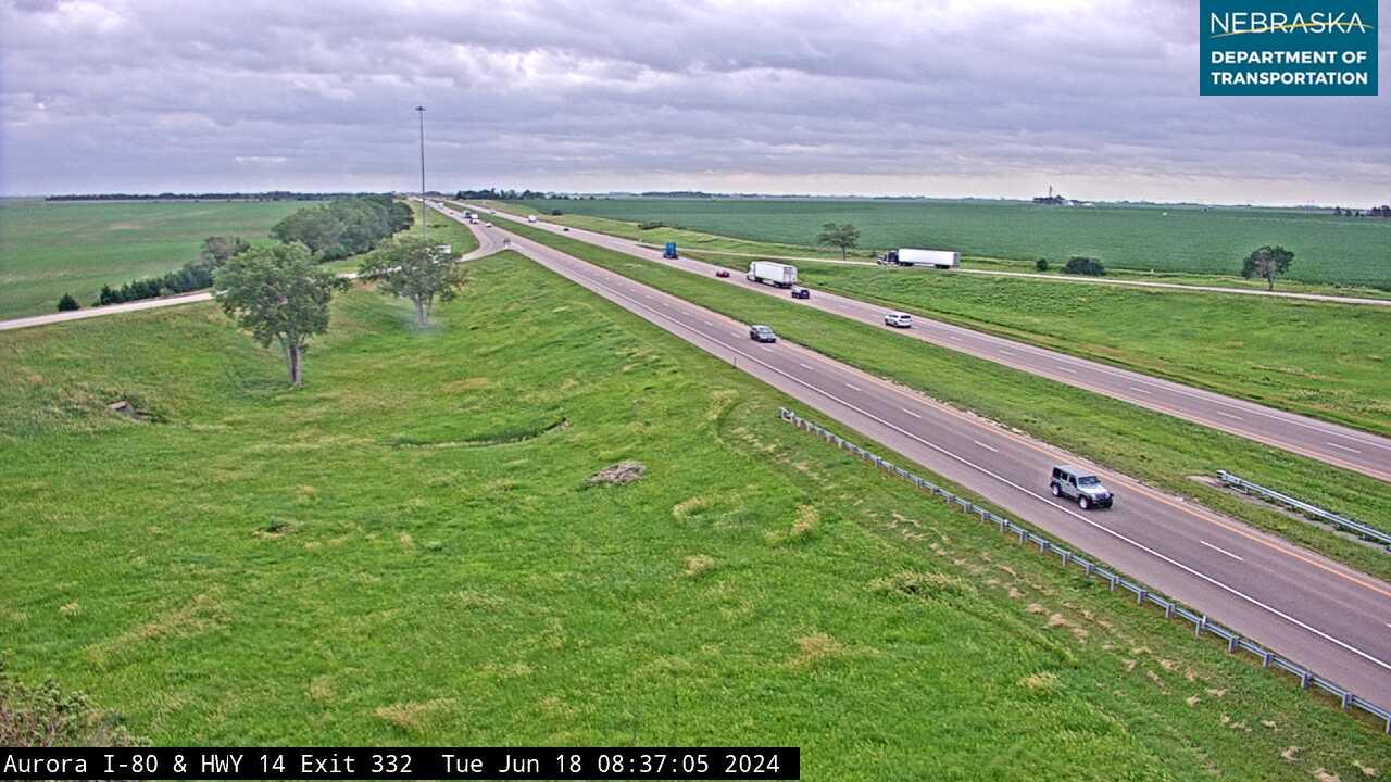 Traffic Cam Aurora: I-80 - Jct 14: Interstate View Player