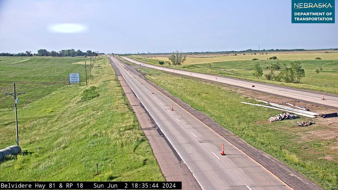 Traffic Cam Belvidere › North: US 81: W of - Hwy 81 North Player