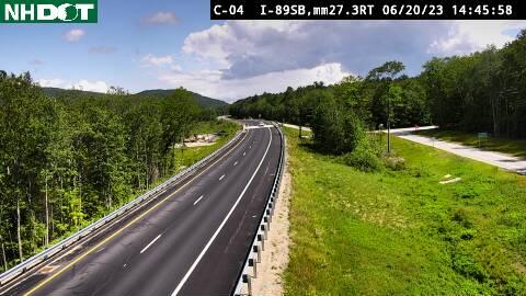 Traffic Cam Sutton › South: 89 S MM 27.3 - SWZ - C04 Player