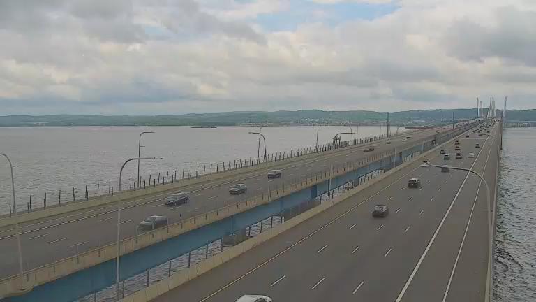 Traffic Cam Grand View-on-Hudson › South: I-87 SB MP 15.5 Gov. Mario M. Cuomo Bridge Player